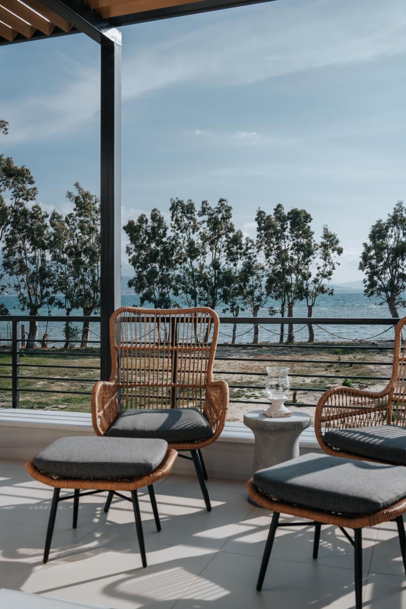 Ponte Suites Antirrio Экстерьер фото