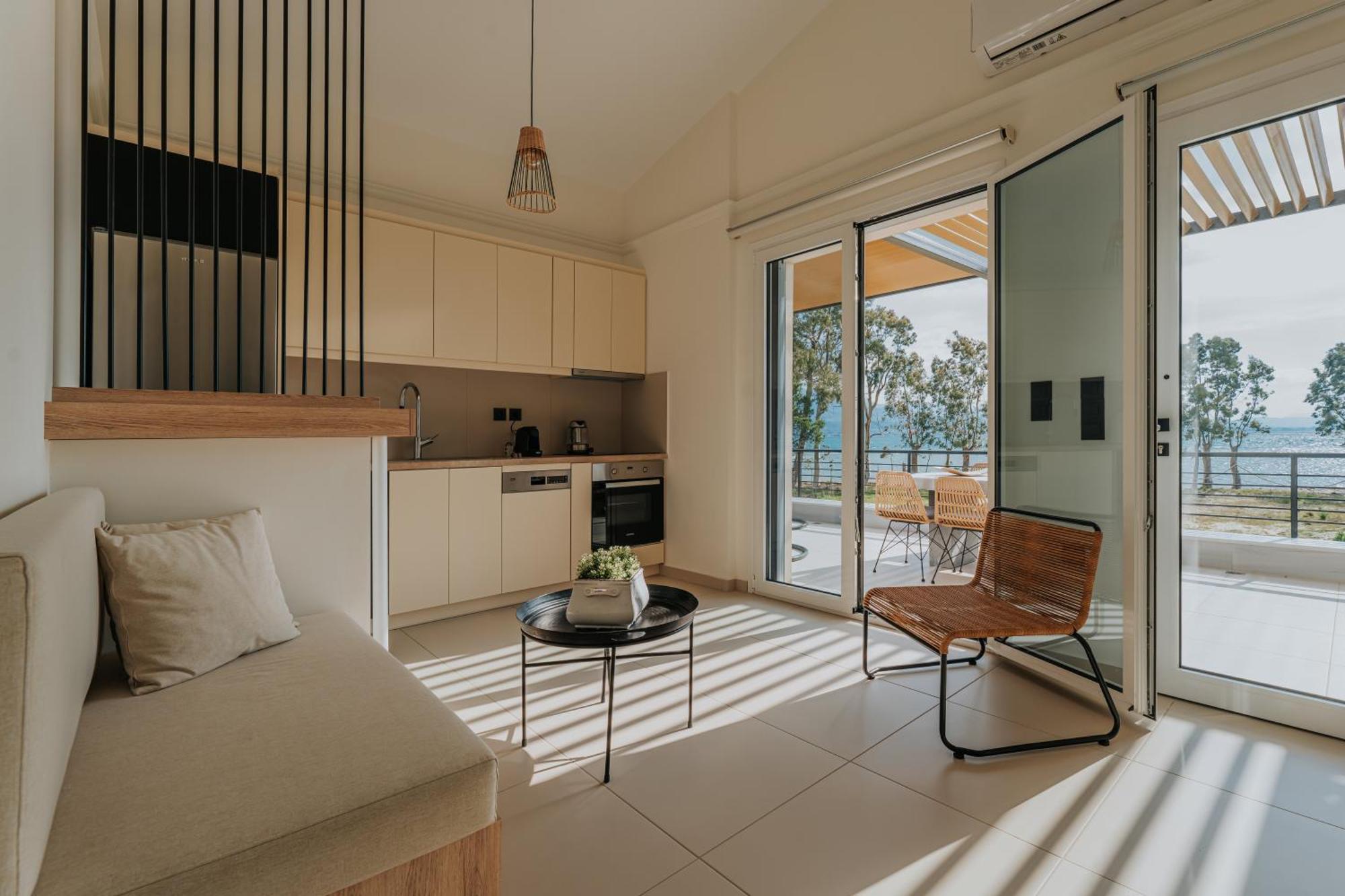 Ponte Suites Antirrio Экстерьер фото