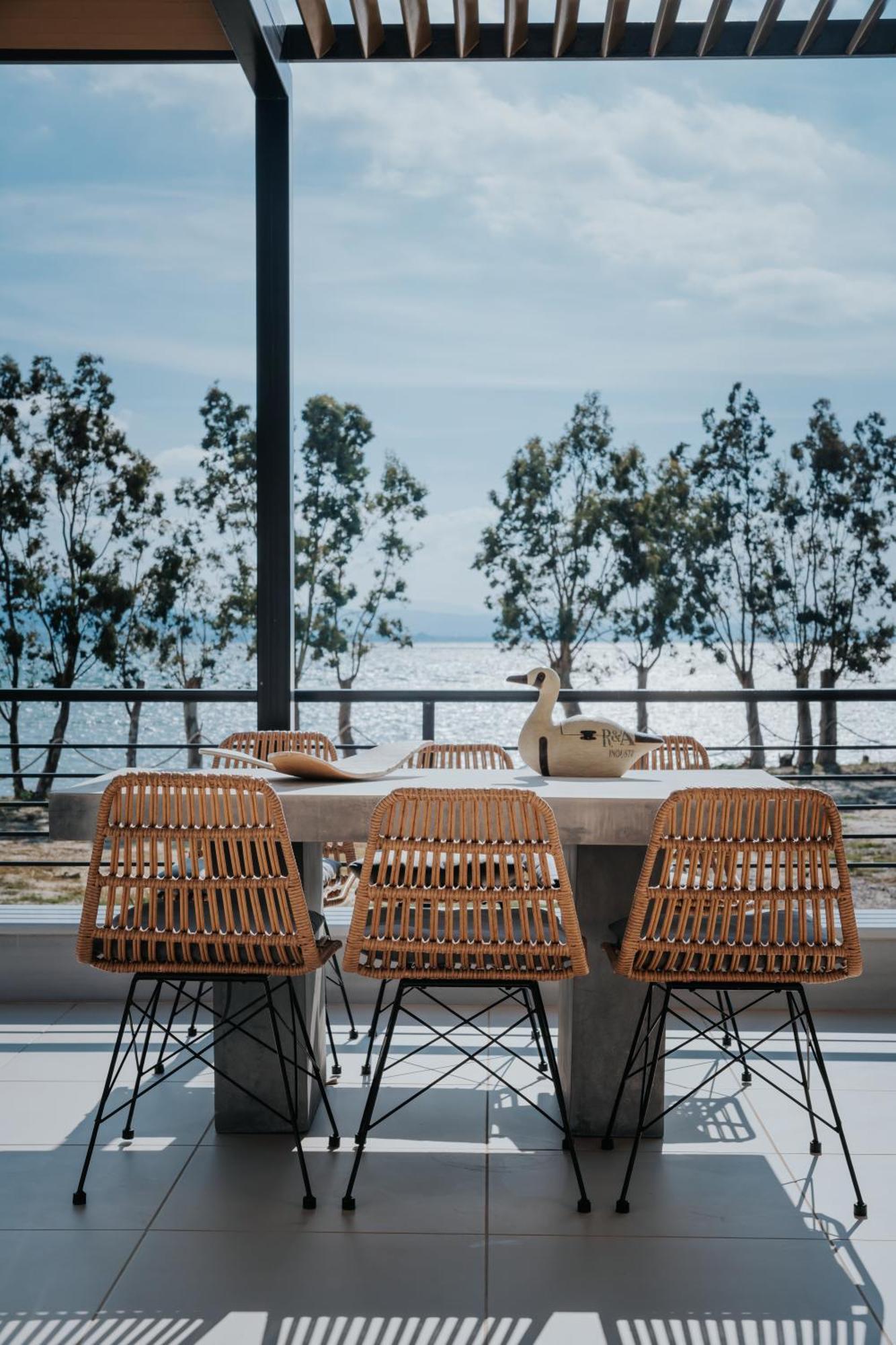 Ponte Suites Antirrio Экстерьер фото